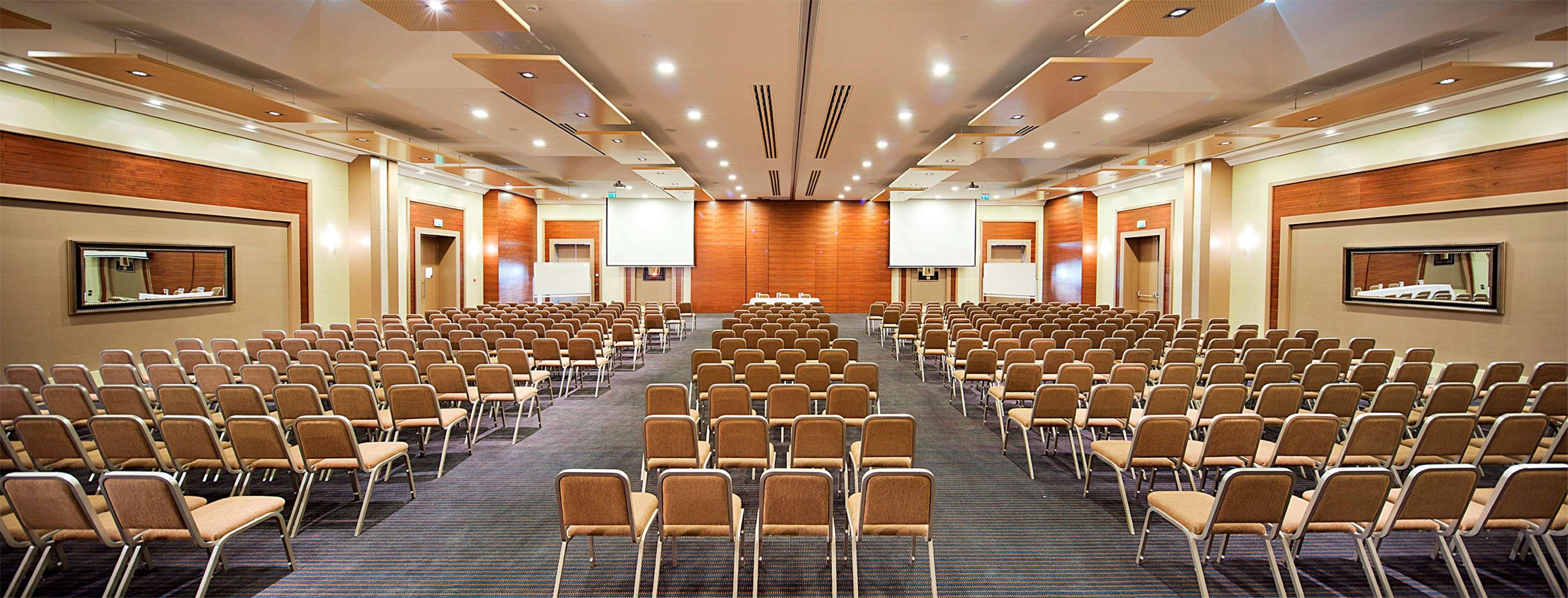 Hilton Garden Inn Шанлыурфа Удобства фото