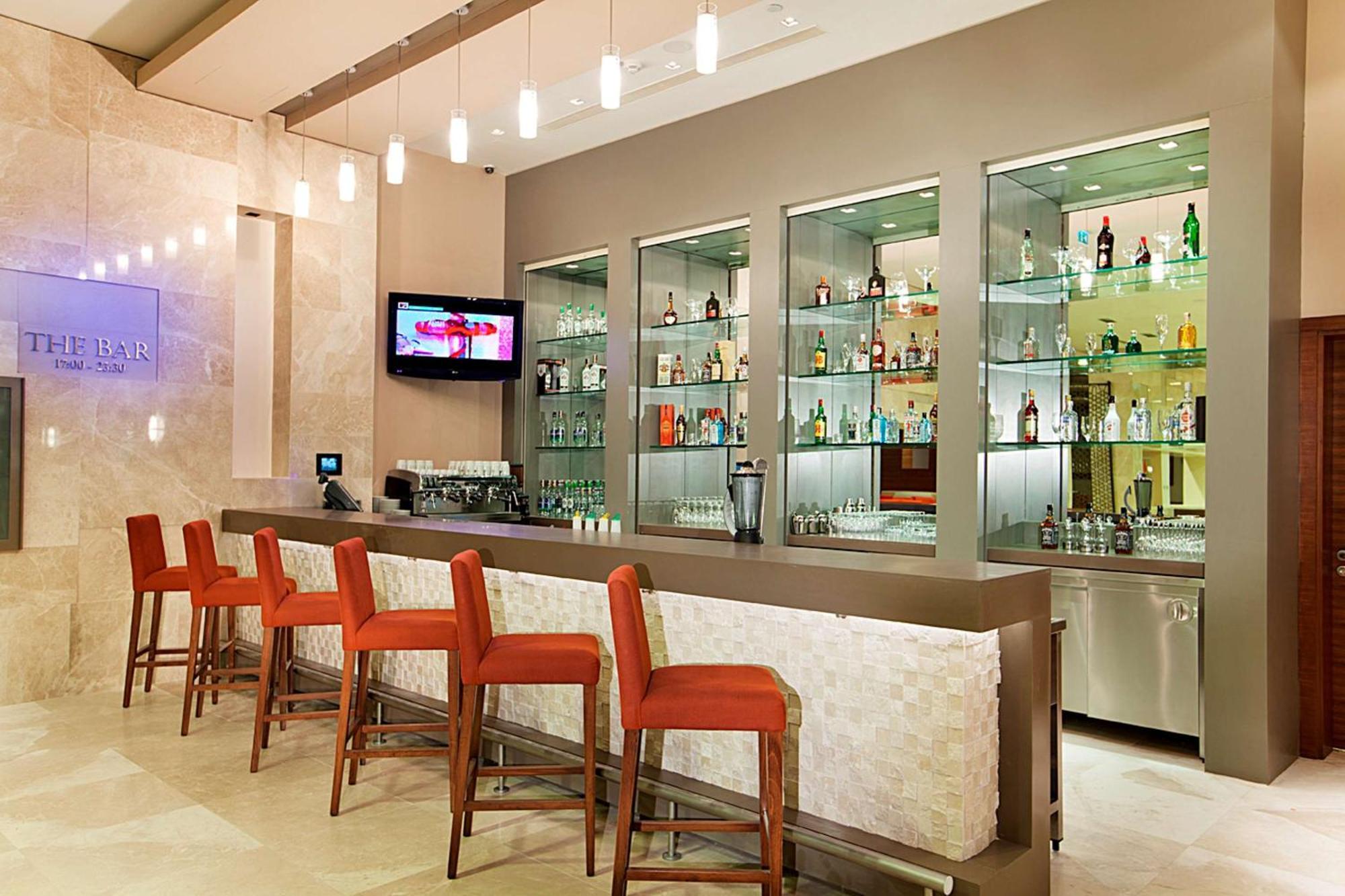 Hilton Garden Inn Шанлыурфа Экстерьер фото