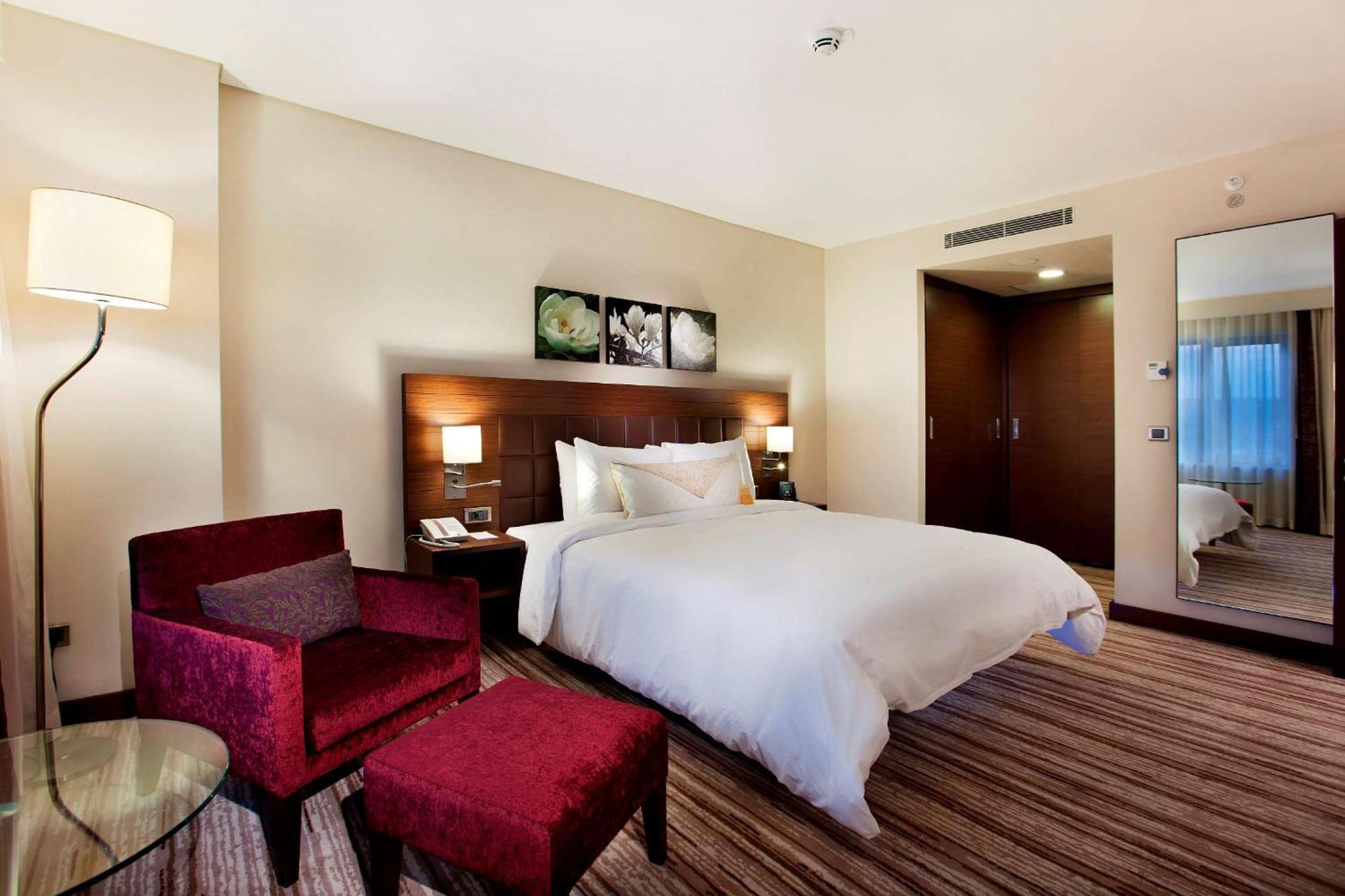 Hilton Garden Inn Шанлыурфа Экстерьер фото