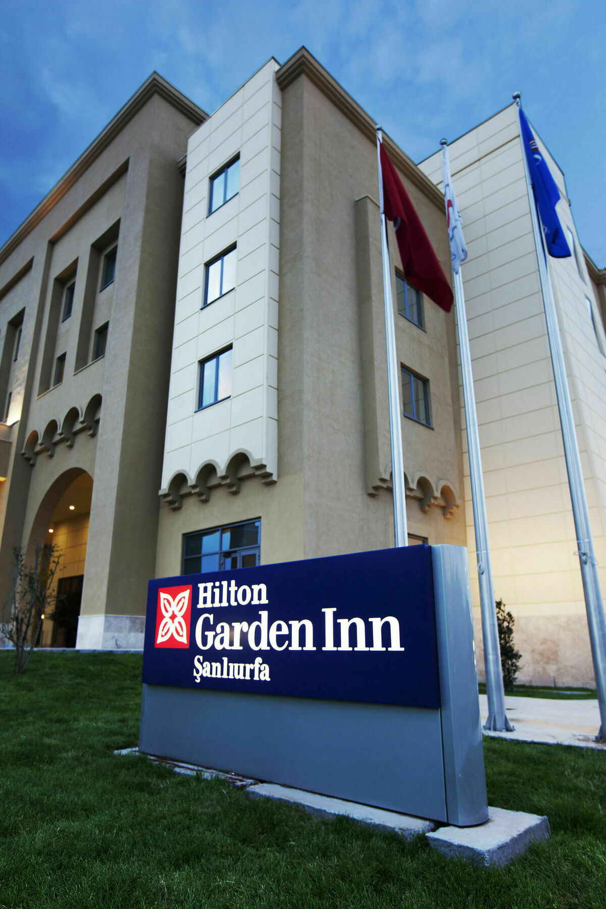Hilton Garden Inn Шанлыурфа Экстерьер фото
